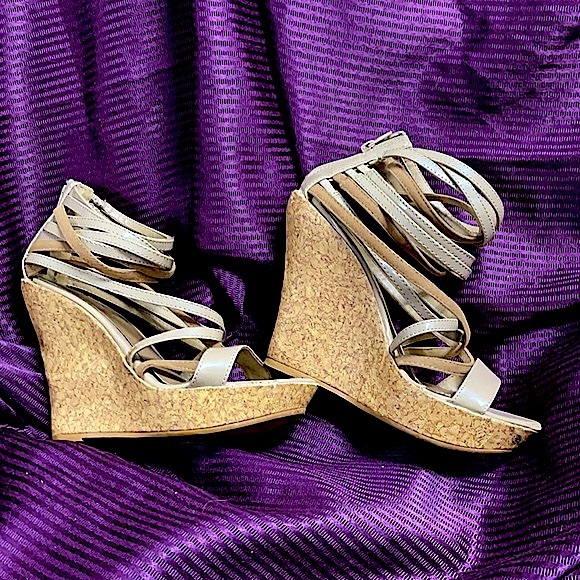 ➡️ !BOGO! ⬅️ Multi color- paten leather Straps w/ Heavy cork Wedge - Picture 6 of 7